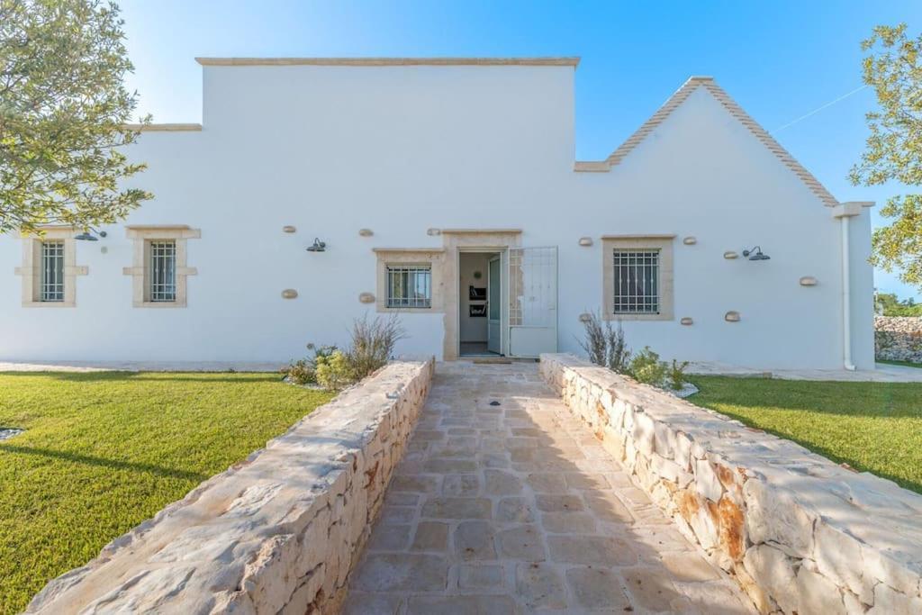 Trullo Under The Apulian Sky By Raro Villas Martina Franca Exterior photo